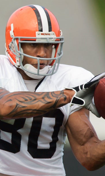 Ex-NFL player Kellen Winslow Jr pleads guilty to rape